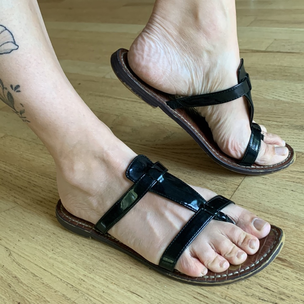 Sam Edelman Black Patent Leather Kira Slip on Sandal 9.5